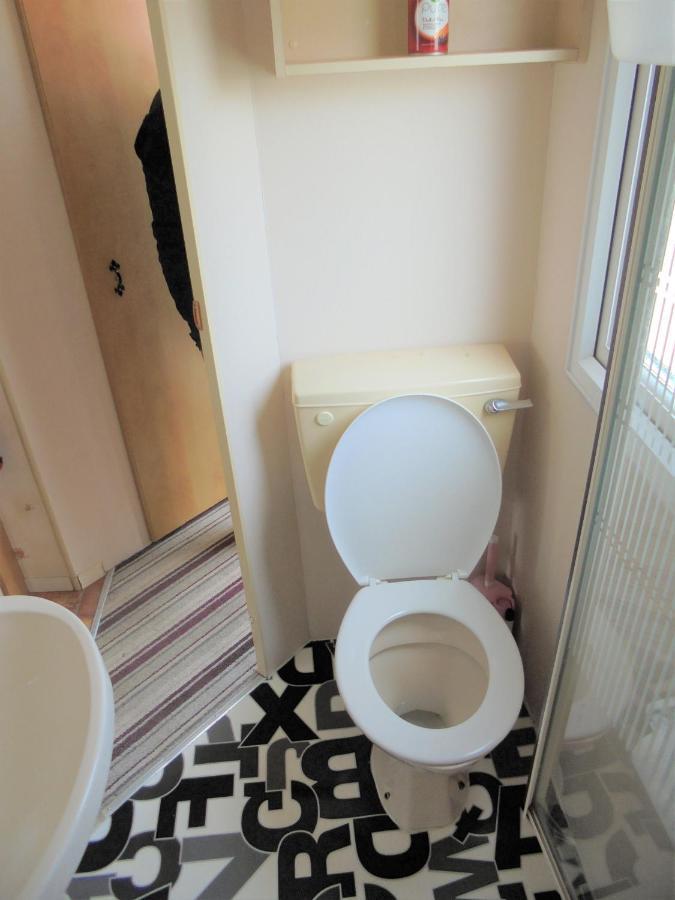 Golden Sands: Mirage Iiii:- 6 Berth, Access To The Beach Инголдмелс Экстерьер фото