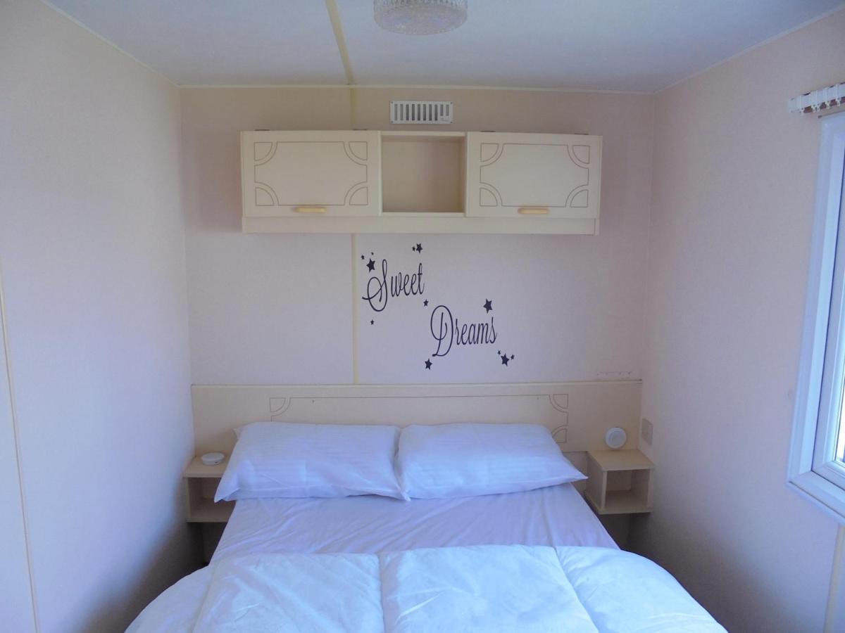 Golden Sands: Mirage Iiii:- 6 Berth, Access To The Beach Инголдмелс Экстерьер фото