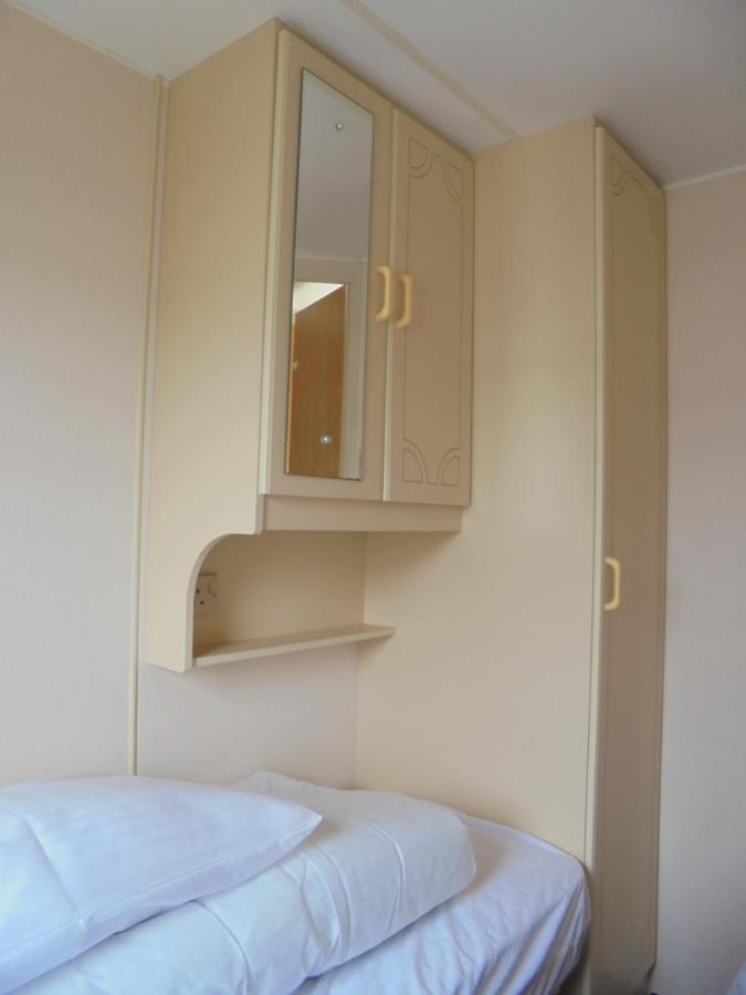 Golden Sands: Mirage Iiii:- 6 Berth, Access To The Beach Инголдмелс Экстерьер фото